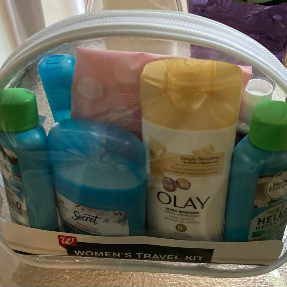Travel packs. His and hers. Take it when you go away and you are all set - Picture 4 of 6